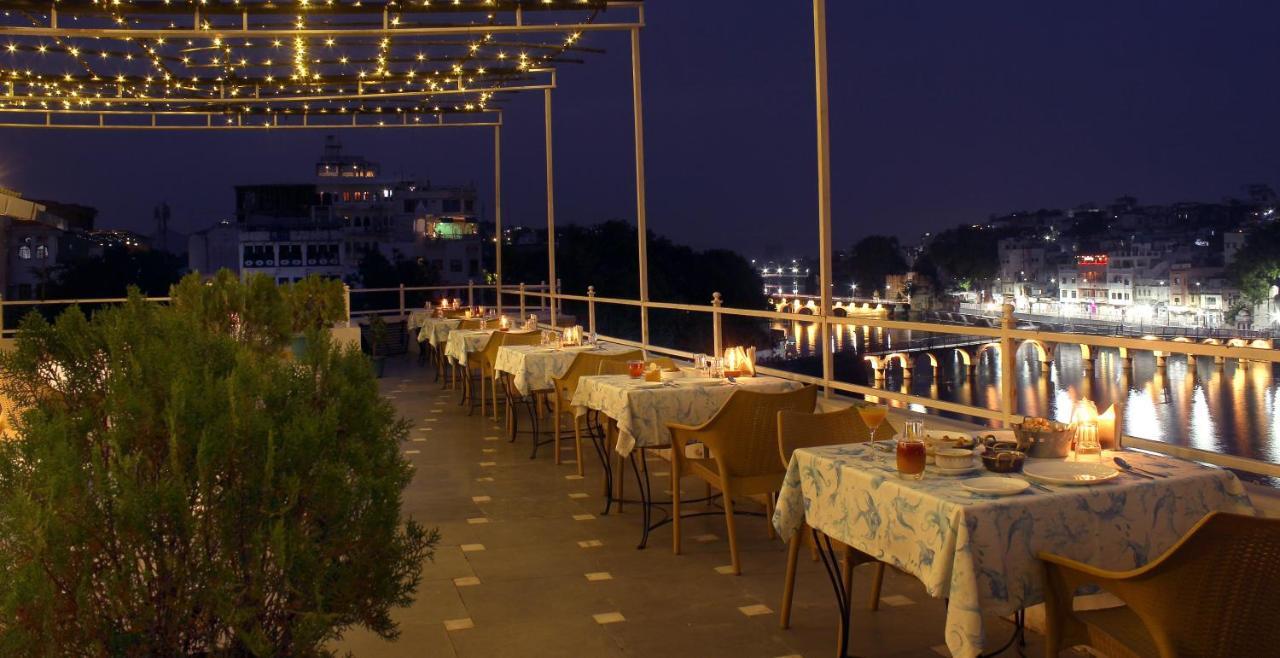 Sarovar - Lake Facing Boutique Hotel On Lake Pichola Udajpur Exteriér fotografie